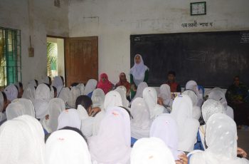 নবীনগরে সেইভ দ্যা সিস্টার্স এর পুরষ্কার বিতরনী অনুষ্ঠান অনুষ্ঠিত