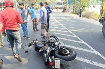 রাজশাহীতে বাসচাপায় স্বামী-স্ত্রীসহ তিনজন নিহত