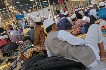 ইজতেমায় ইশারা বার্তায় বয়ান আয়ত্ব করছেন শতাধিক বধির