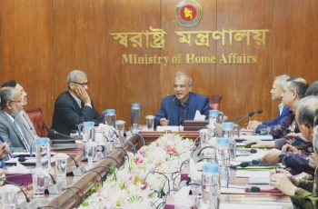 ভারতের সঙ্গে অসম চুক্তি নিয়ে আলোচনা হবে : স্বরাষ্ট্র উপদেষ্টা