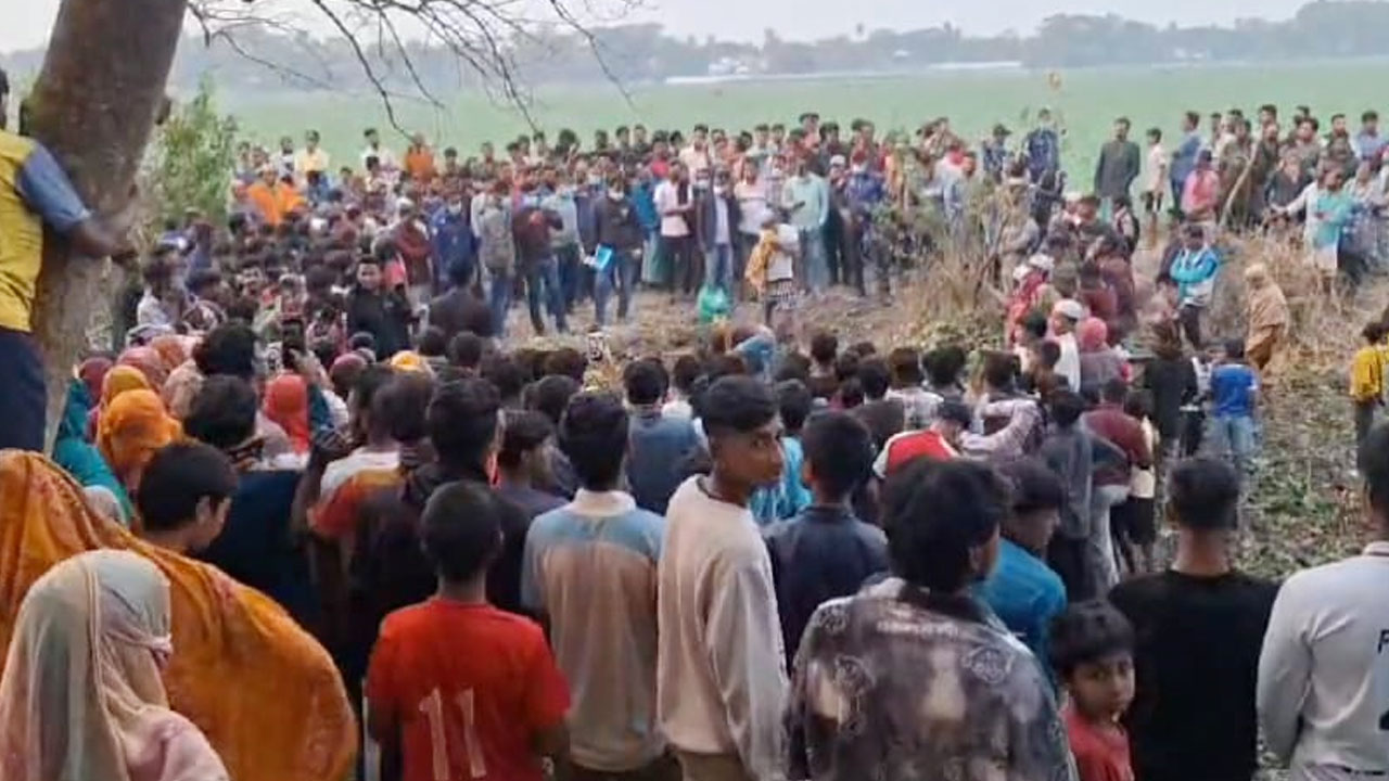 নিখোঁজের ৩৭ দিন পর আলুক্ষেতে মিলল গৃহবধূর মরদেহ