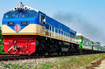 কাভার্ডভ্যানের ধাক্কায় মোটরসাইকেল চালকের মৃত্যু