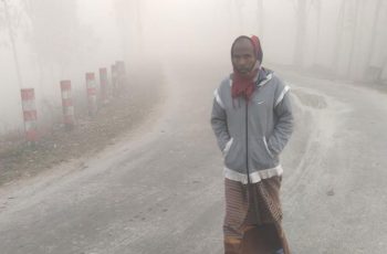 ঘনকুয়াশা ও হিমেল বাতাসে কাহিল কুড়িগ্রামের মানুষ